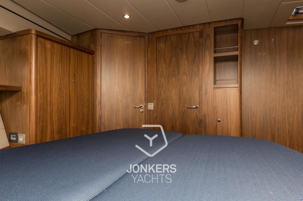 Linssen Grand Sturdy 590 AC Variotop "