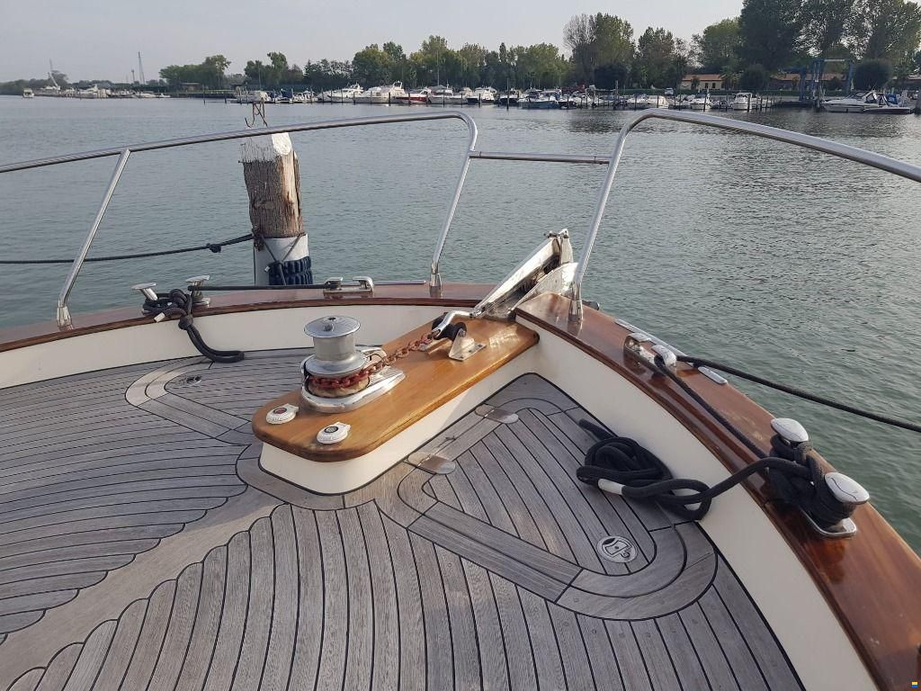 Abati Yachts 46 NEWPORT