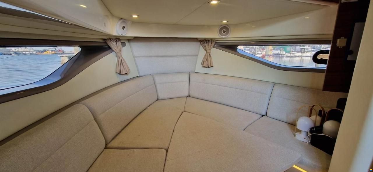 Sea Ray 320 Sundancer