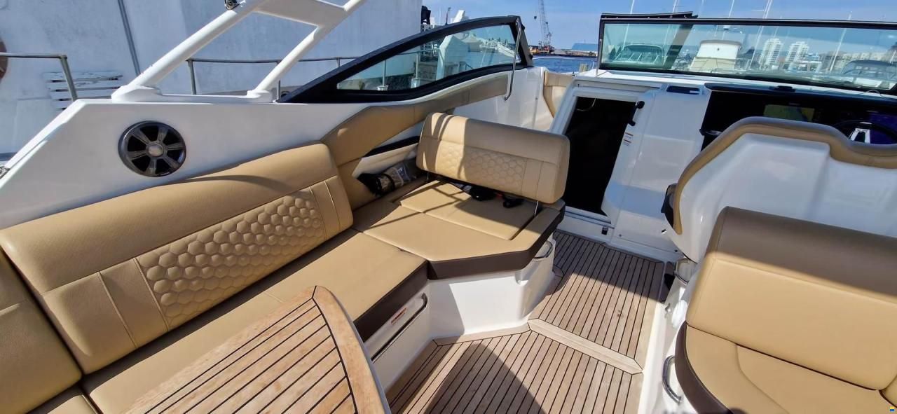 Sea Ray 320 Sundancer