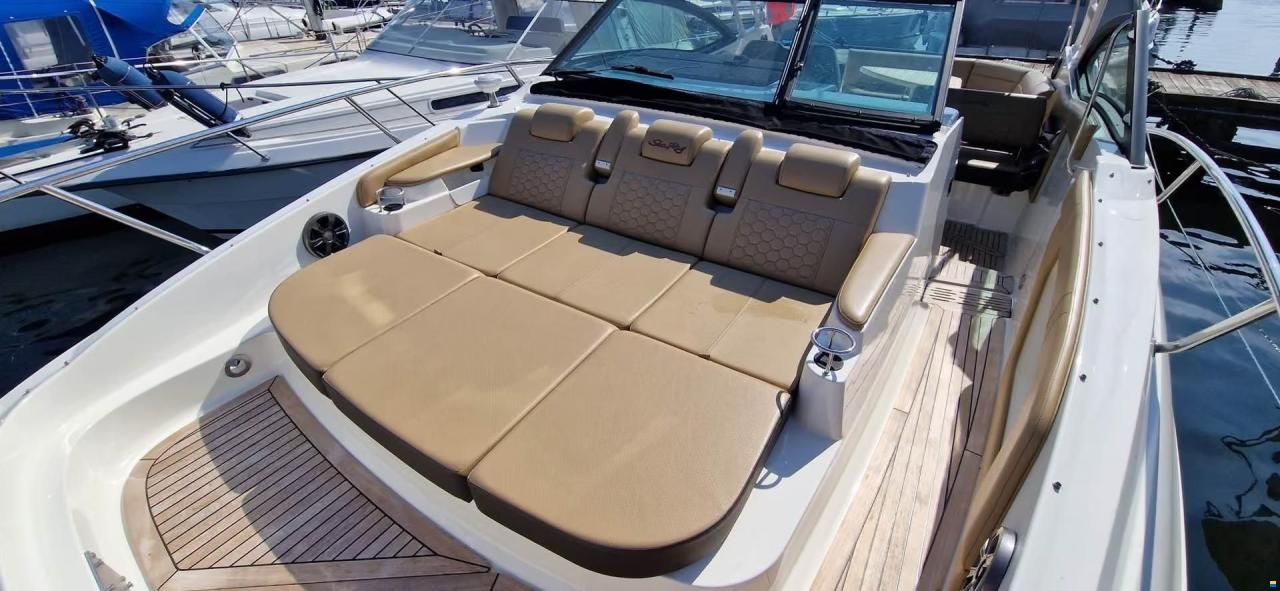 Sea Ray 320 Sundancer