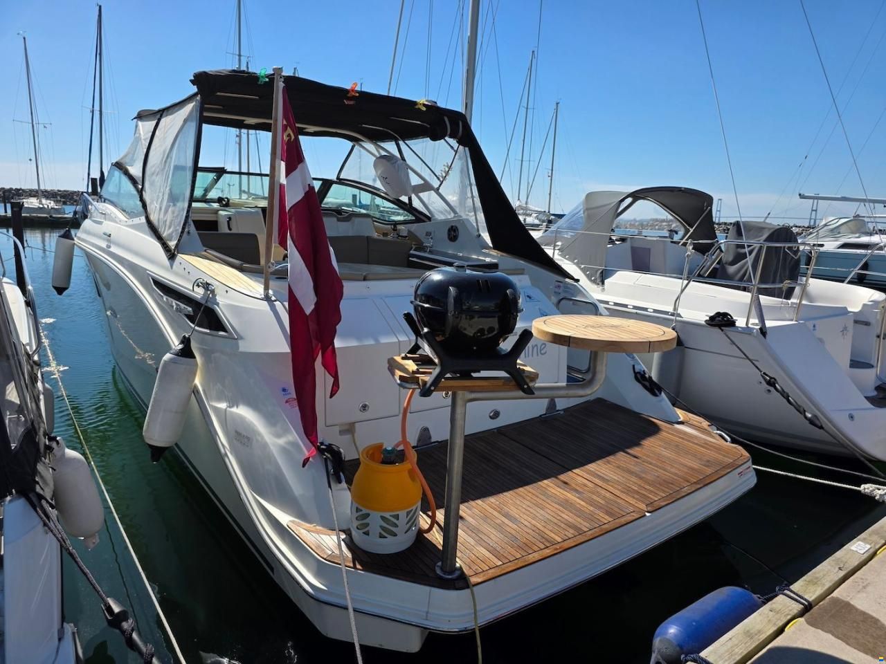 Sea Ray 320 Sundancer