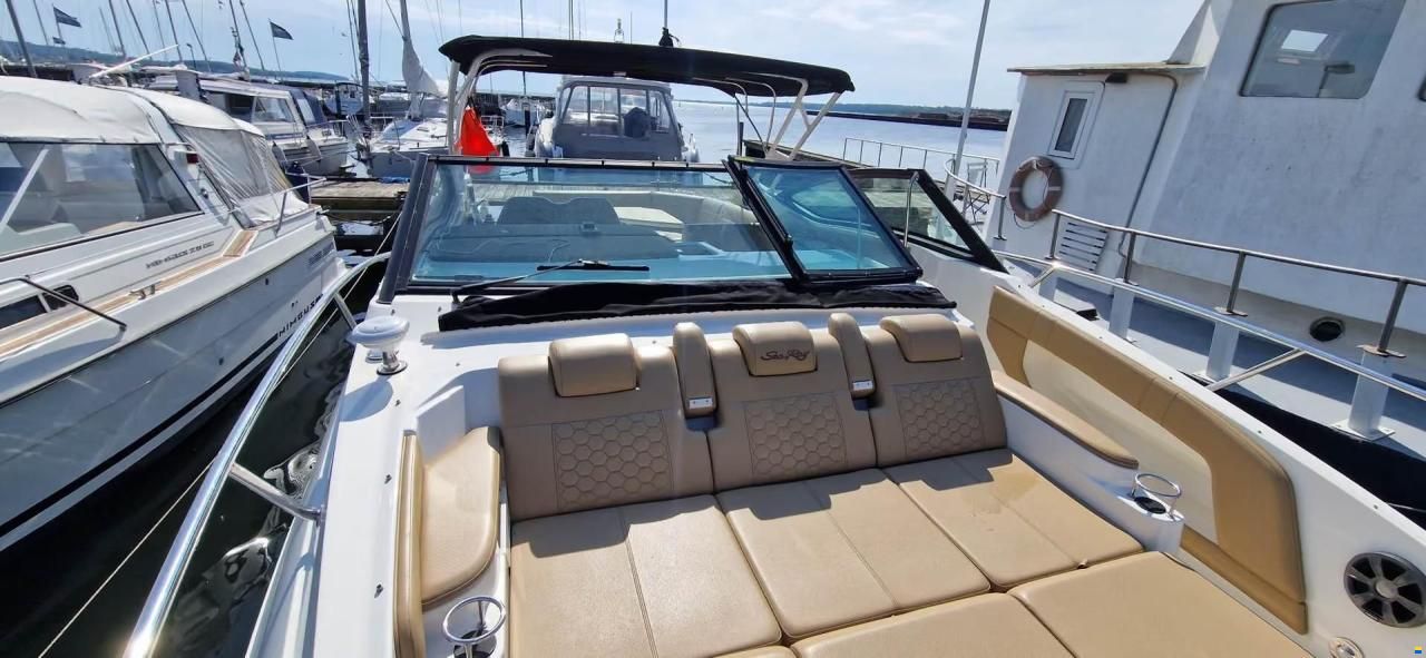 Sea Ray 320 Sundancer