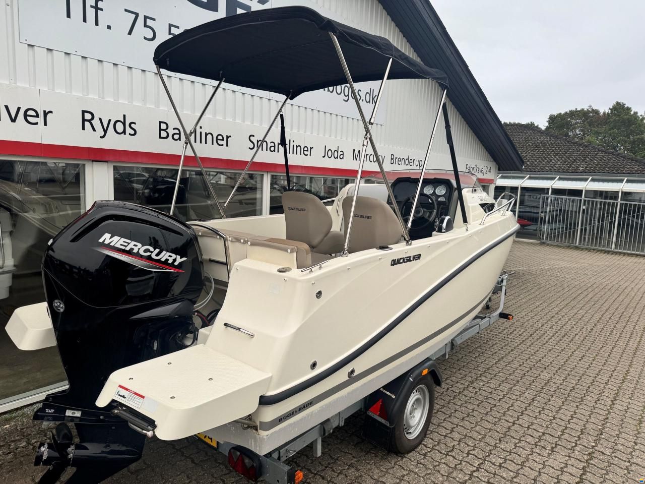 Quicksilver Activ 505 Cabin med 100 hk Mercury-EFI 4