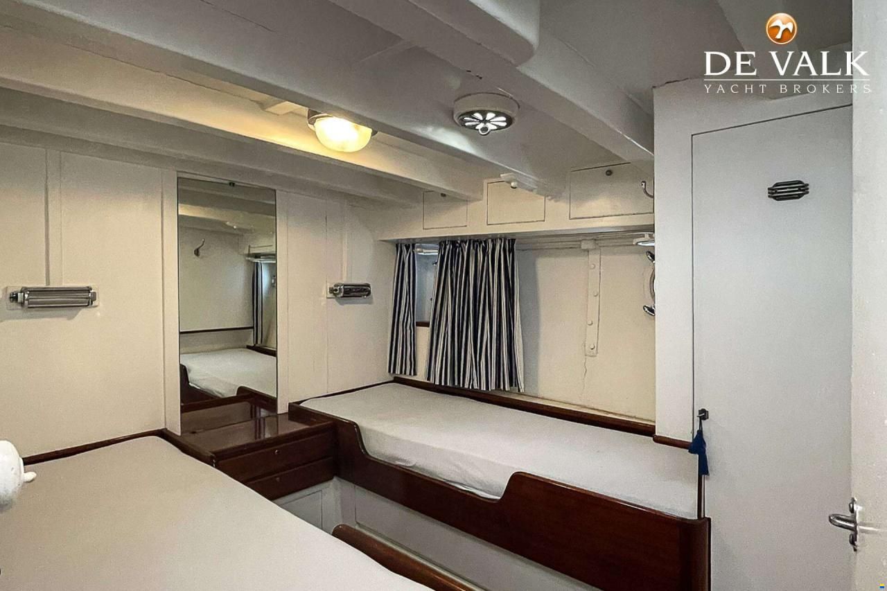 Classic Motor Yacht