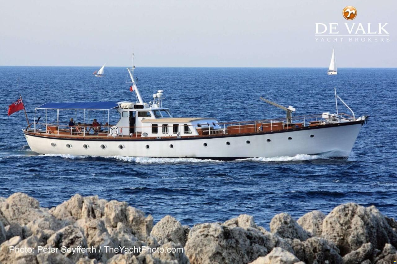 Classic Motor Yacht
