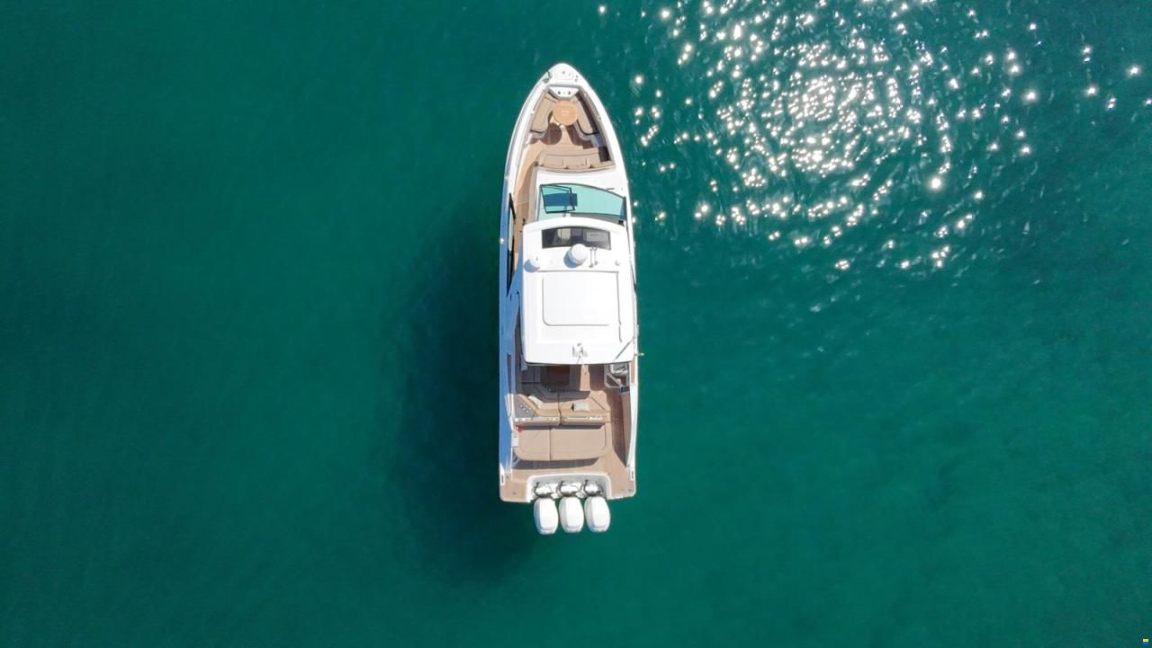 Sea Ray SLX 400 Outboard