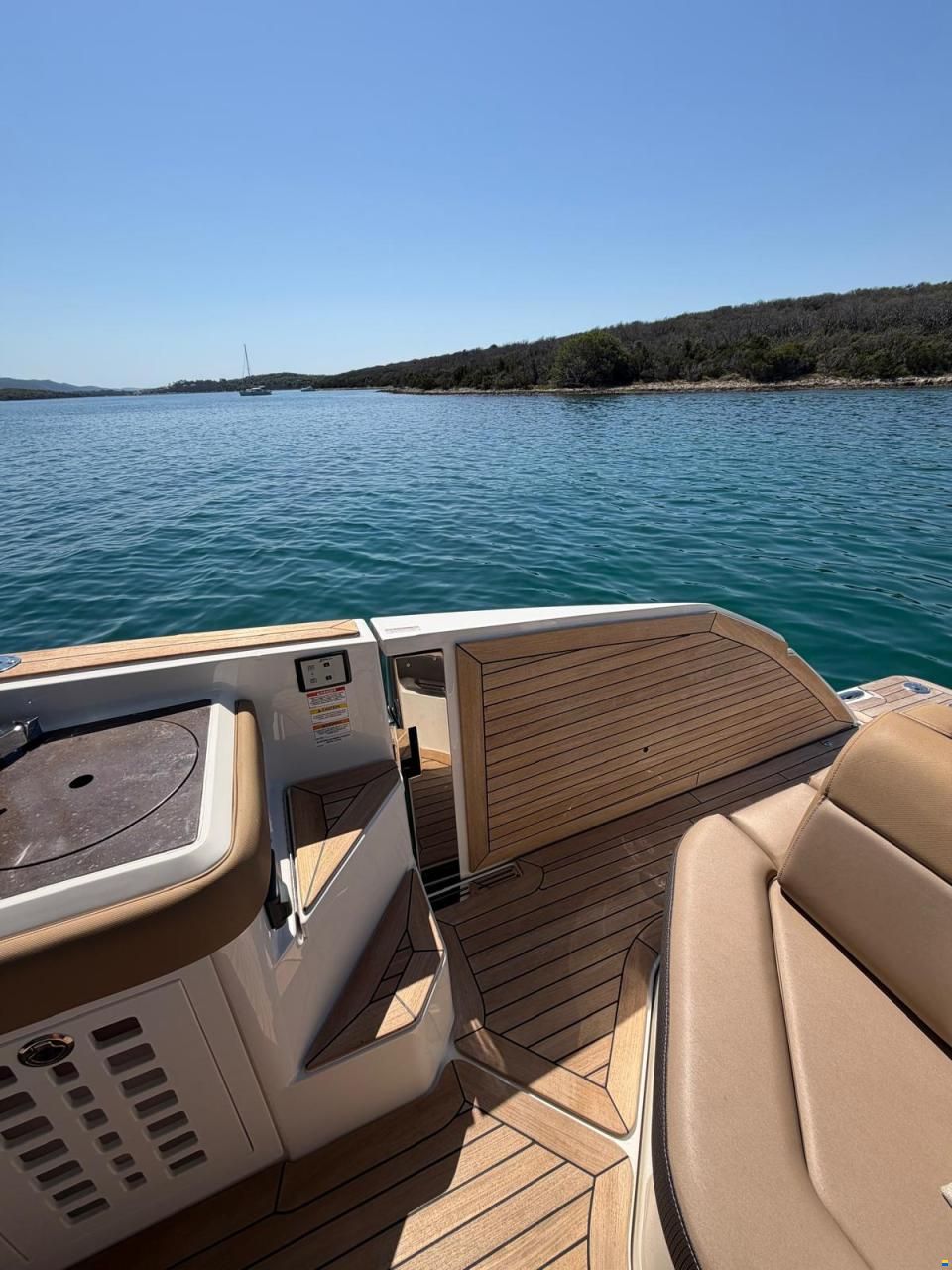 Sea Ray SLX 400 Outboard