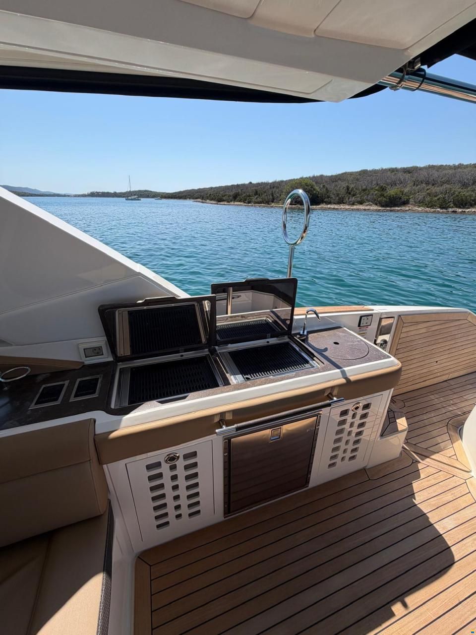 Sea Ray SLX 400 Outboard