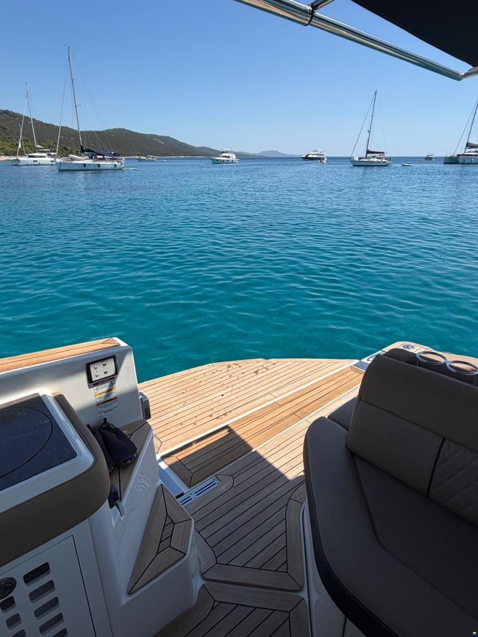 Sea Ray SLX 400 Outboard