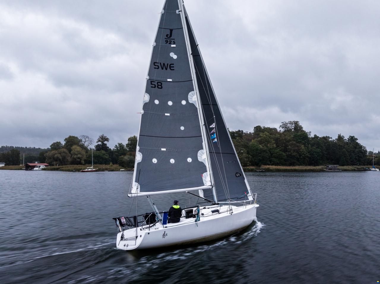 J Boats J/92S