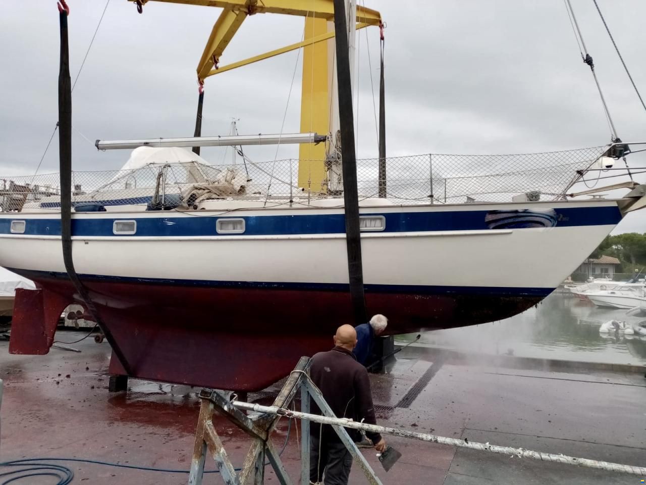 Hallberg-Rassy 352