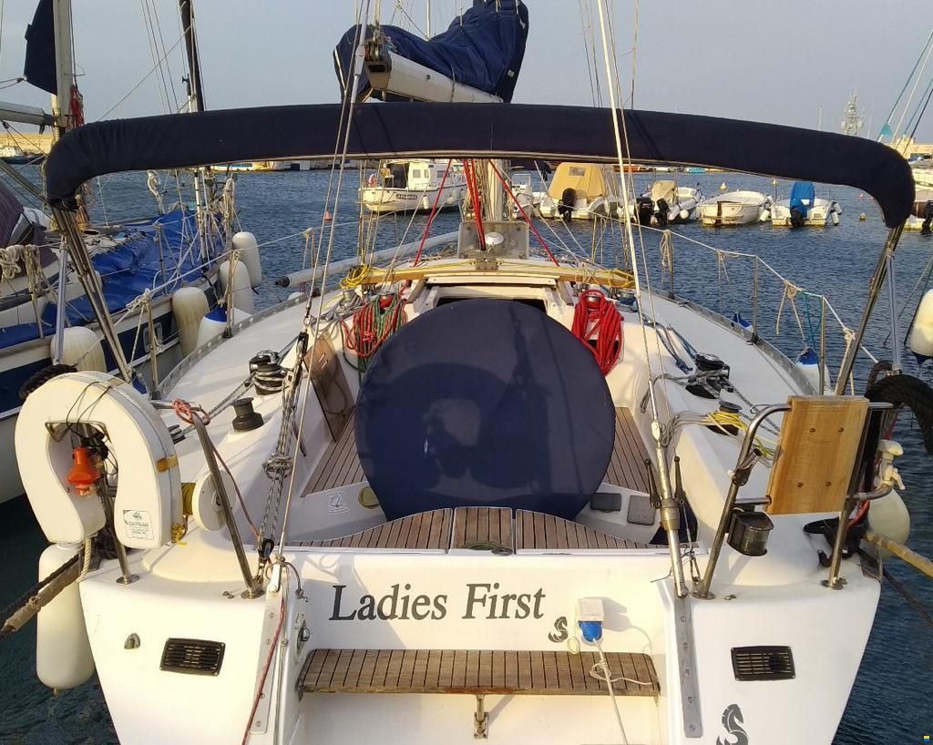 Beneteau First 38