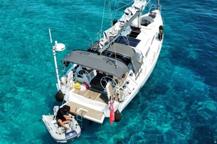 Hanse 418