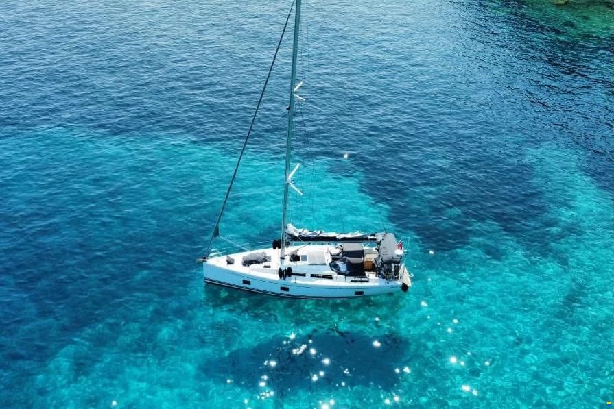 Hanse 418