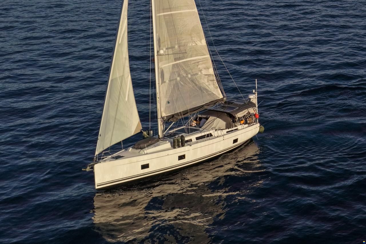 Hanse 418