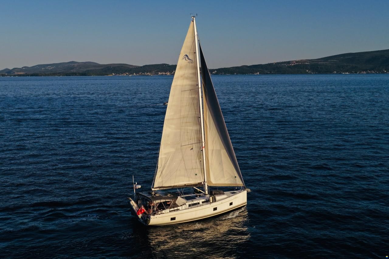 Hanse 418