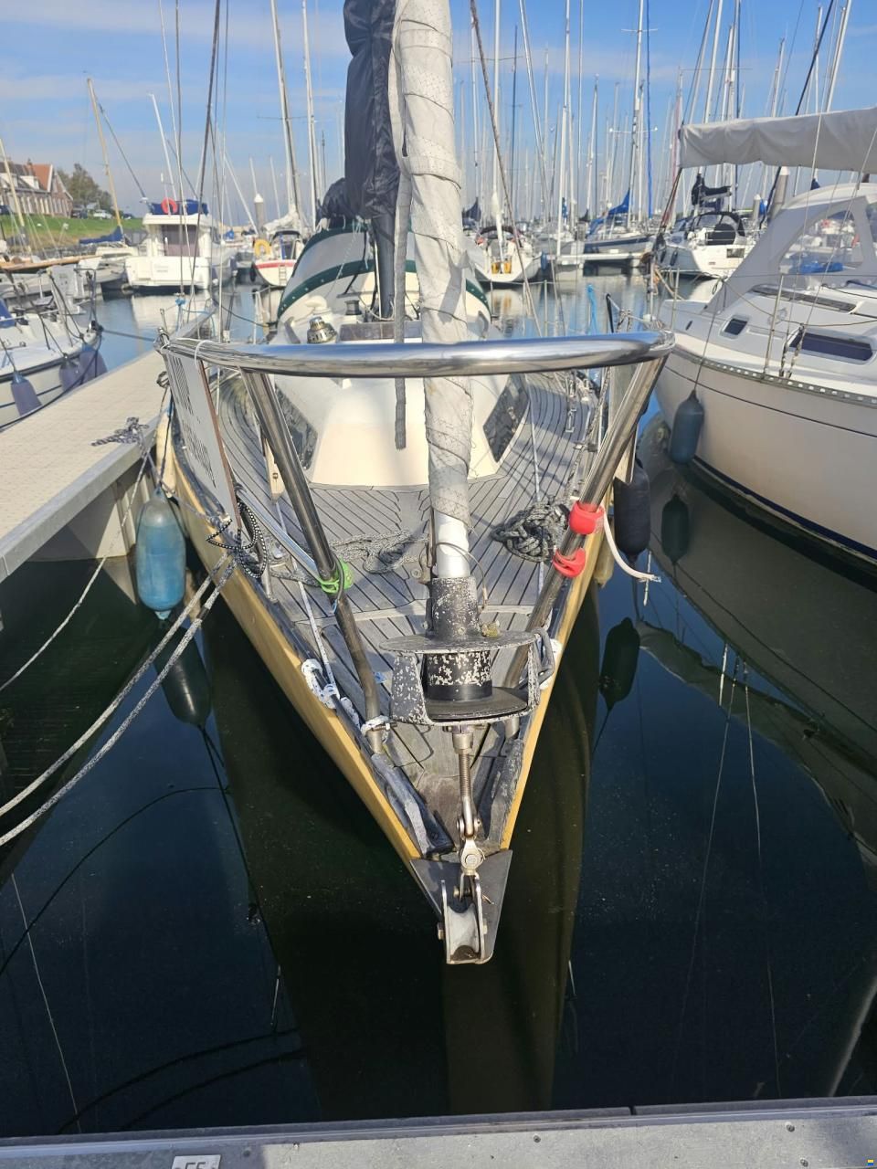 Dekker & Zonen Defender 32