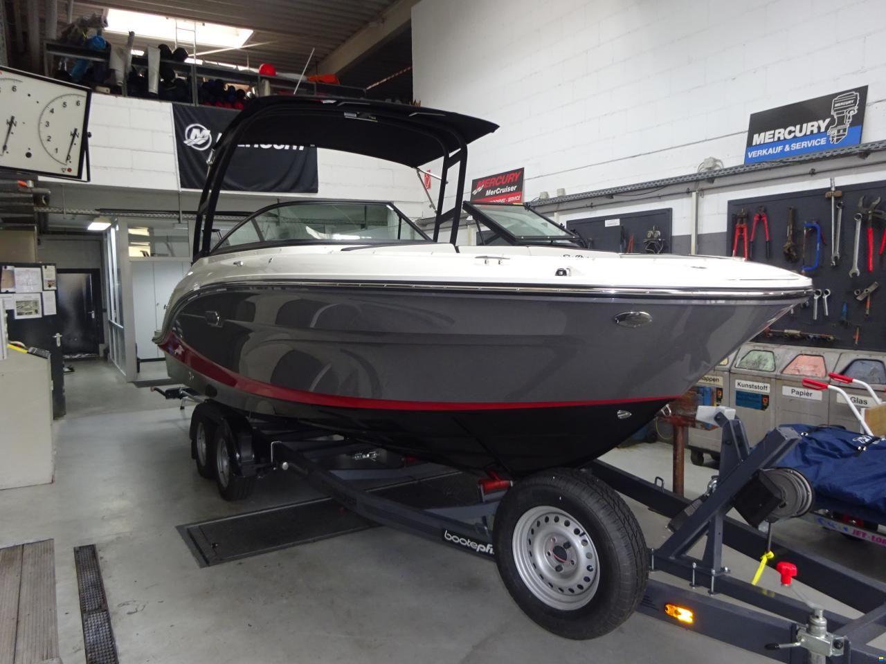 Sea Ray 210 SPX