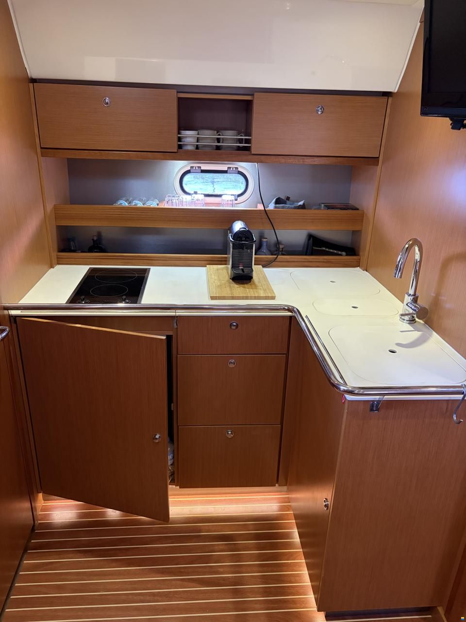 Bavaria 43 HT