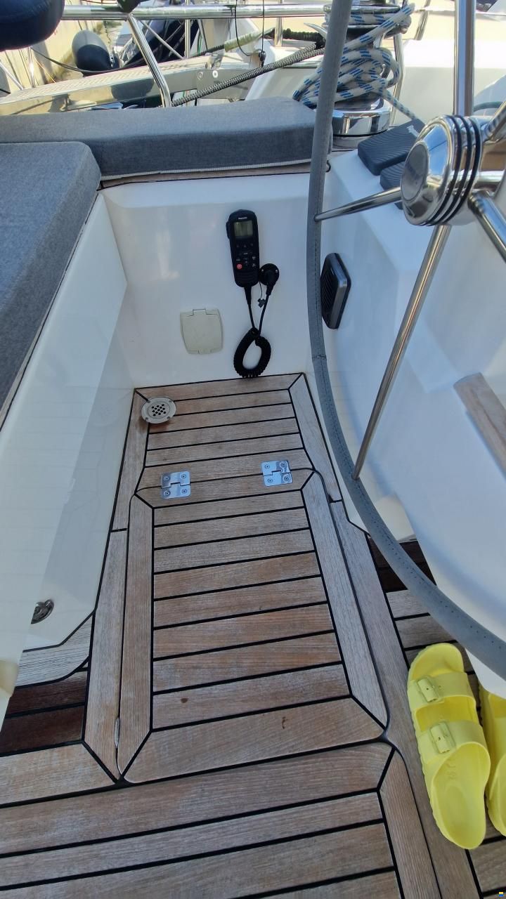 Wauquiez Pilot Saloon 48