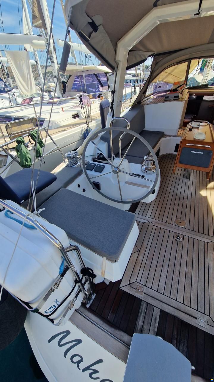 Wauquiez Pilot Saloon 48