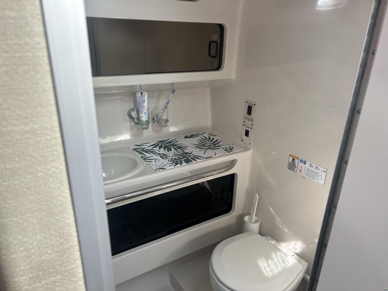 Chaparral Signature 29