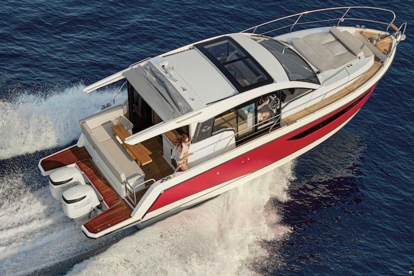 Sealine C330V
