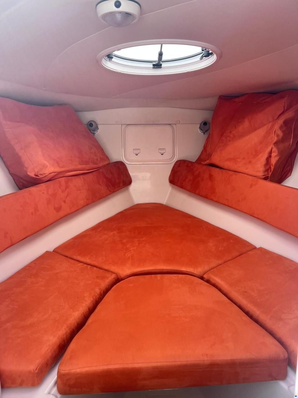 Wellcraft SCARAB 35 SPORT CUDDY