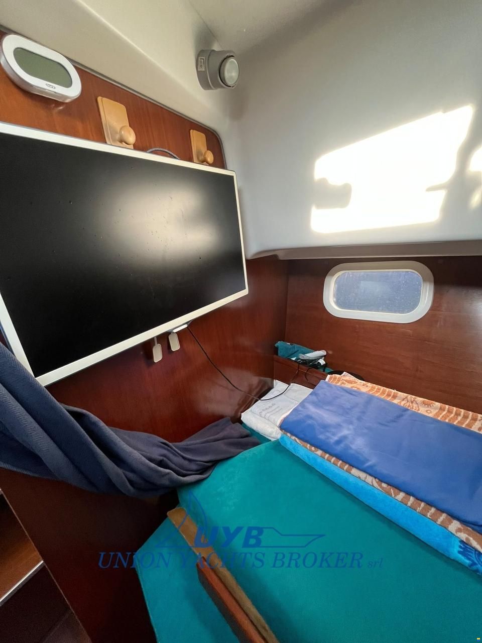 Beneteau Antares 760