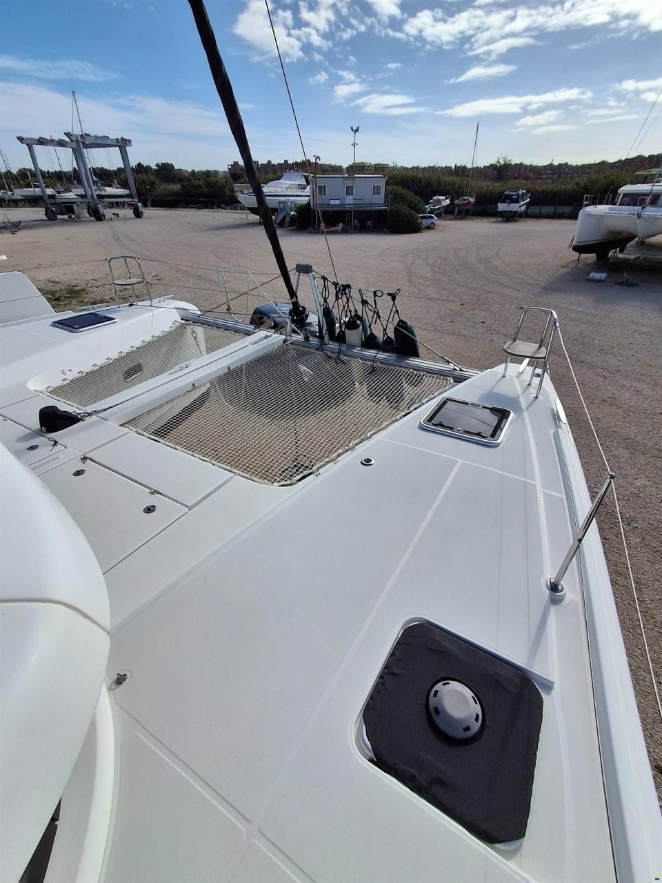 Lagoon 42
