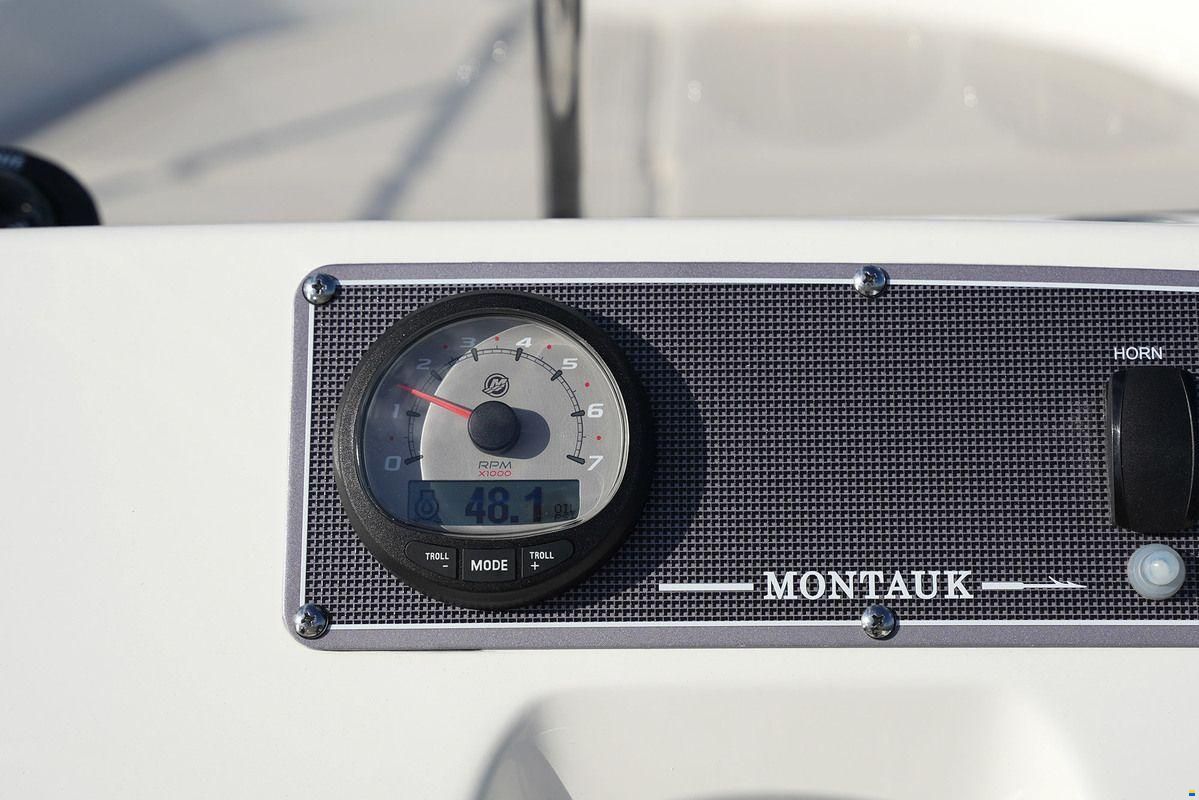 Boston Whaler 170 Montauk