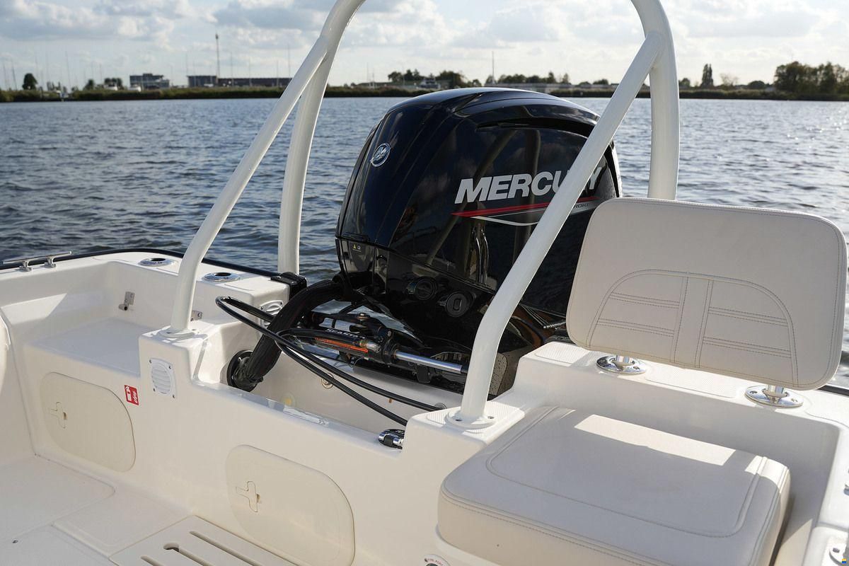 Boston Whaler 170 Montauk