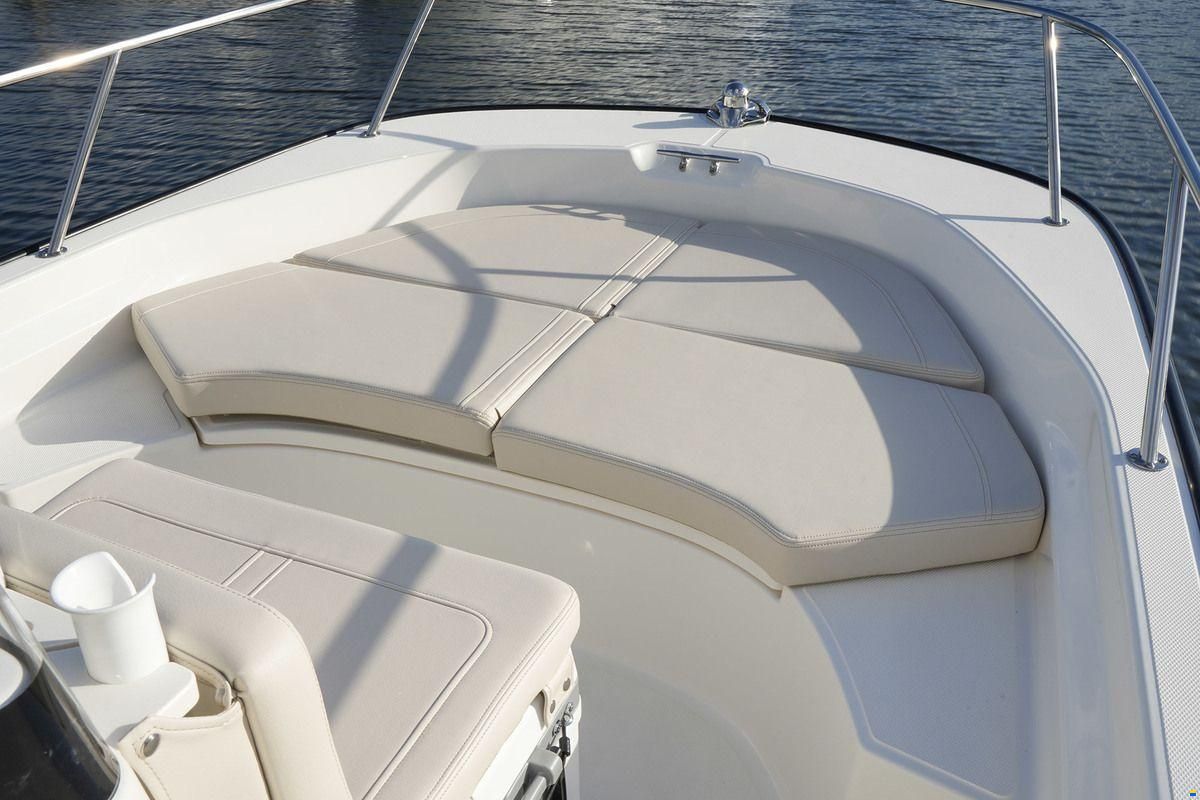 Boston Whaler 170 Montauk