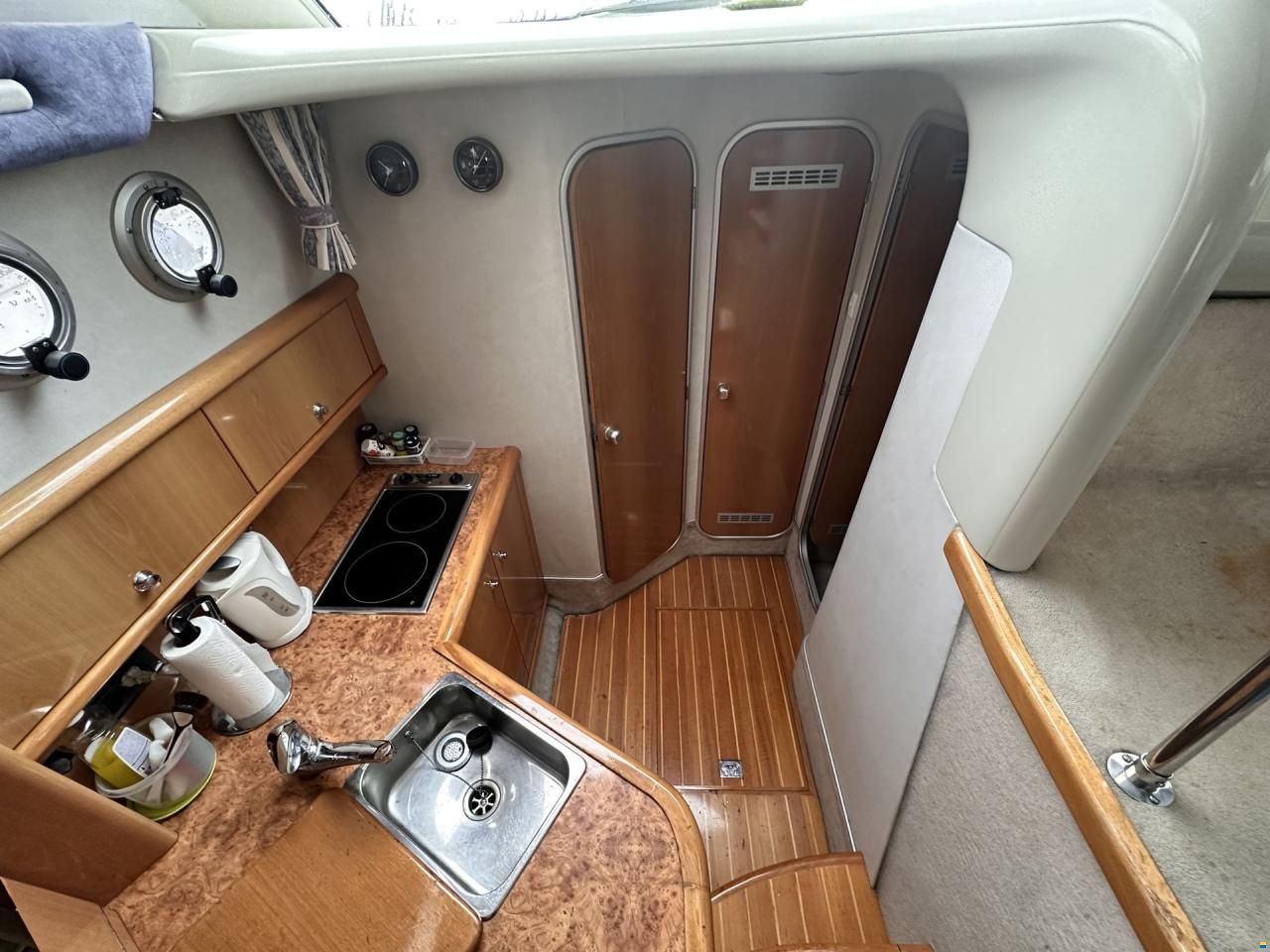 Sealine 360 F