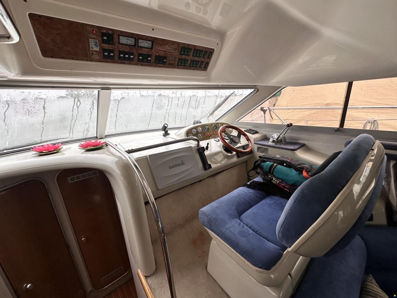 Sealine 360 F