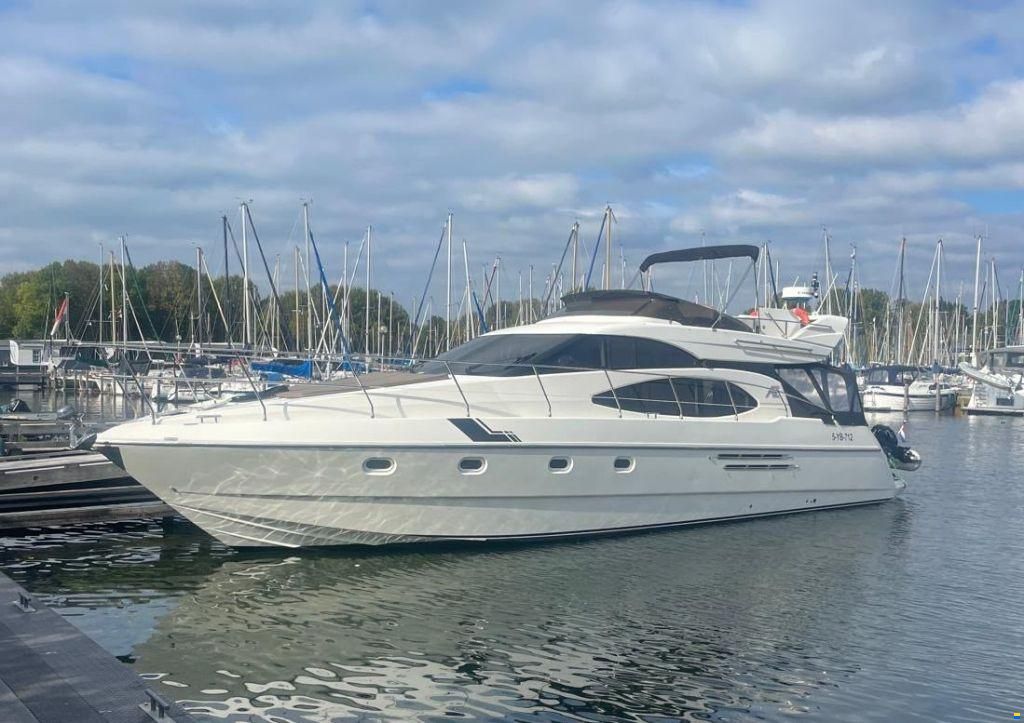 Azimut 50 FLY