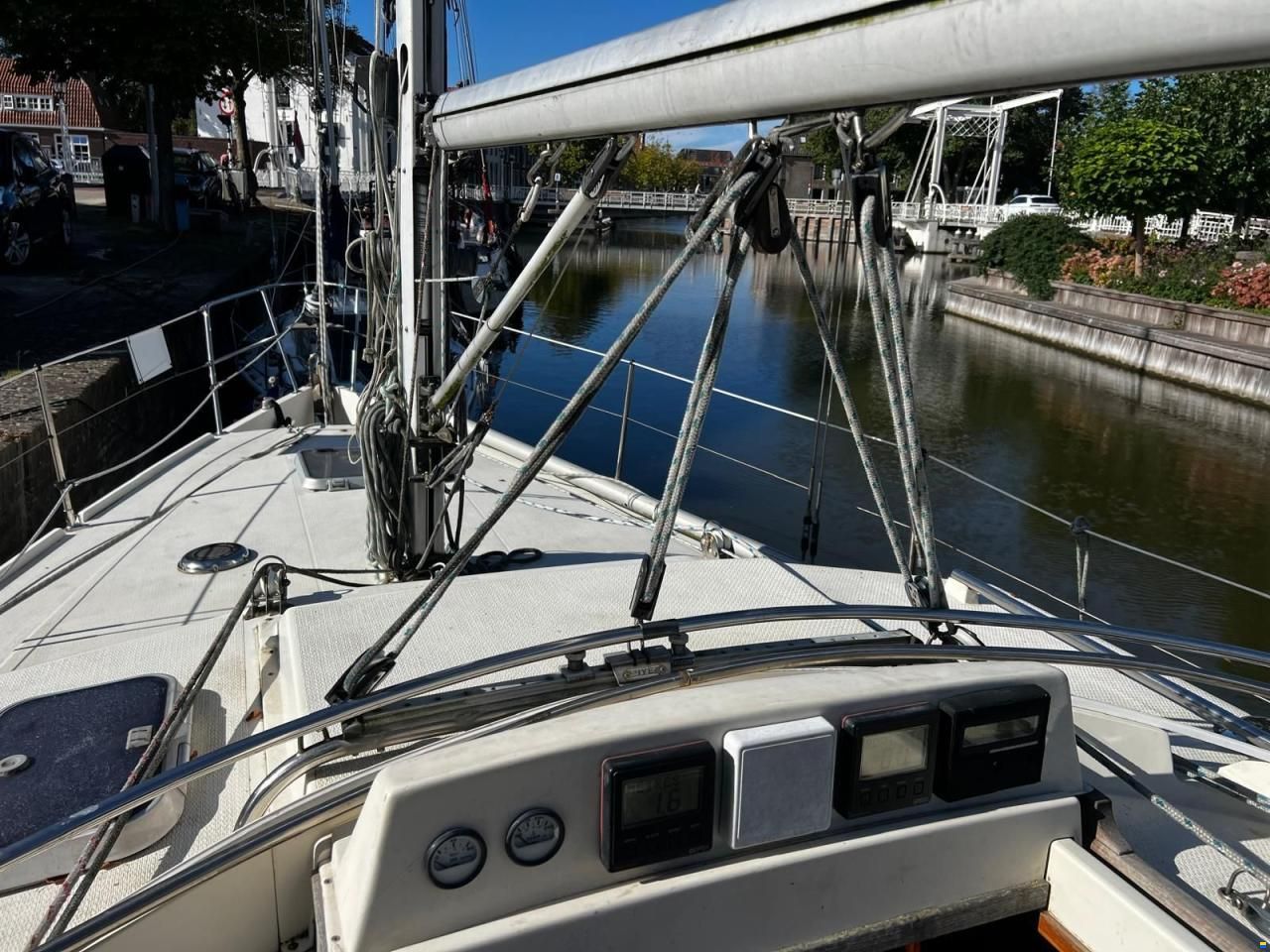 Southerly 115