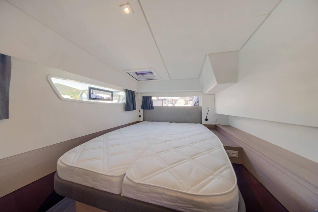 Fountaine-Pajot ELBA 45