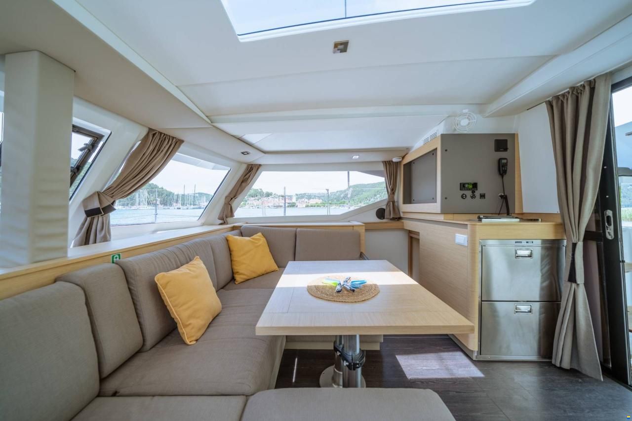 Fountaine-Pajot Isla 40