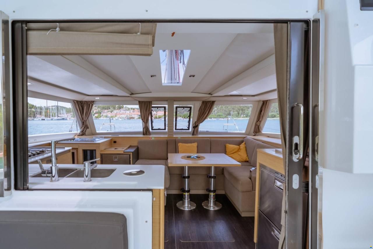 Fountaine-Pajot Isla 40