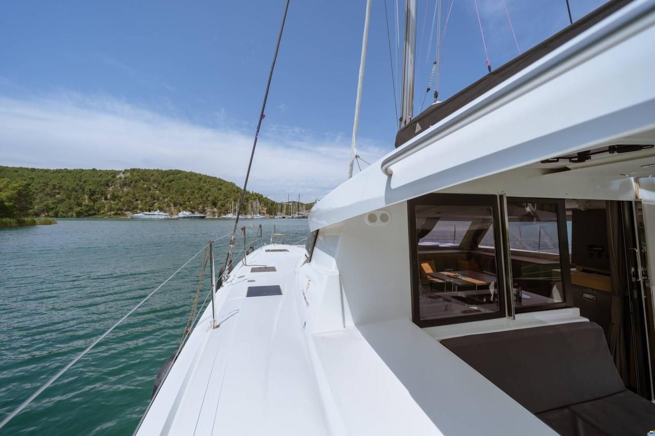 Fountaine-Pajot Isla 40
