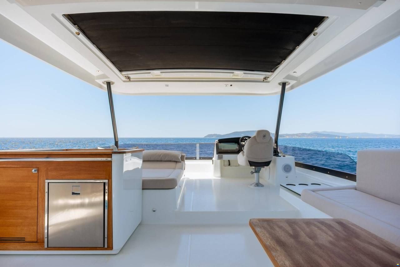 Fountaine-Pajot MY6