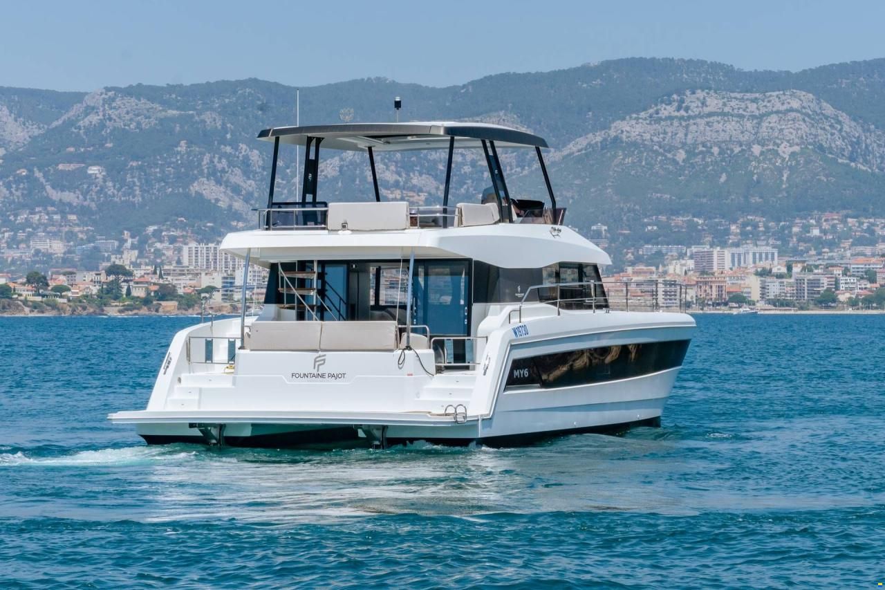 Fountaine-Pajot MY6