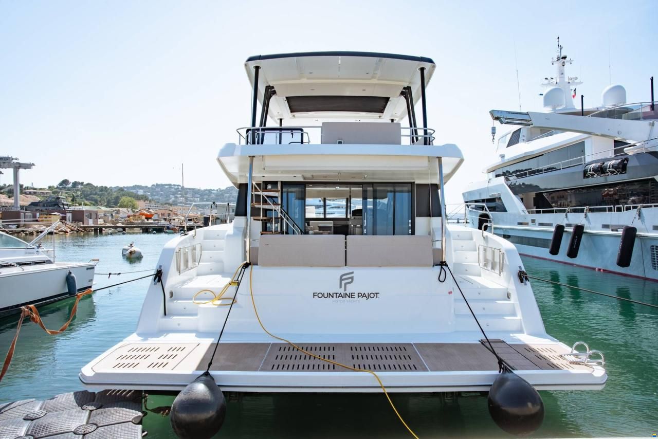 Fountaine-Pajot MY6