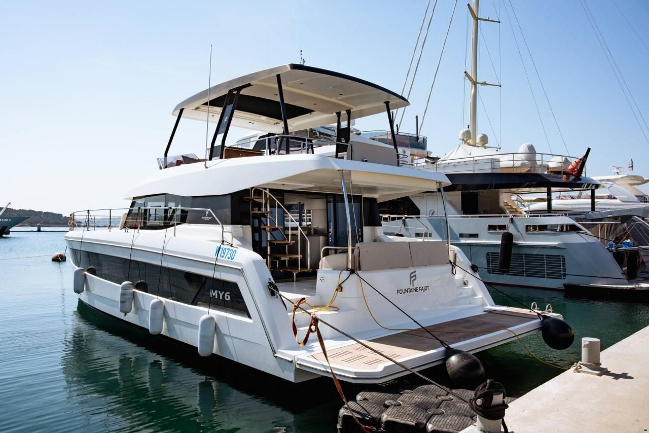 Fountaine-Pajot MY6