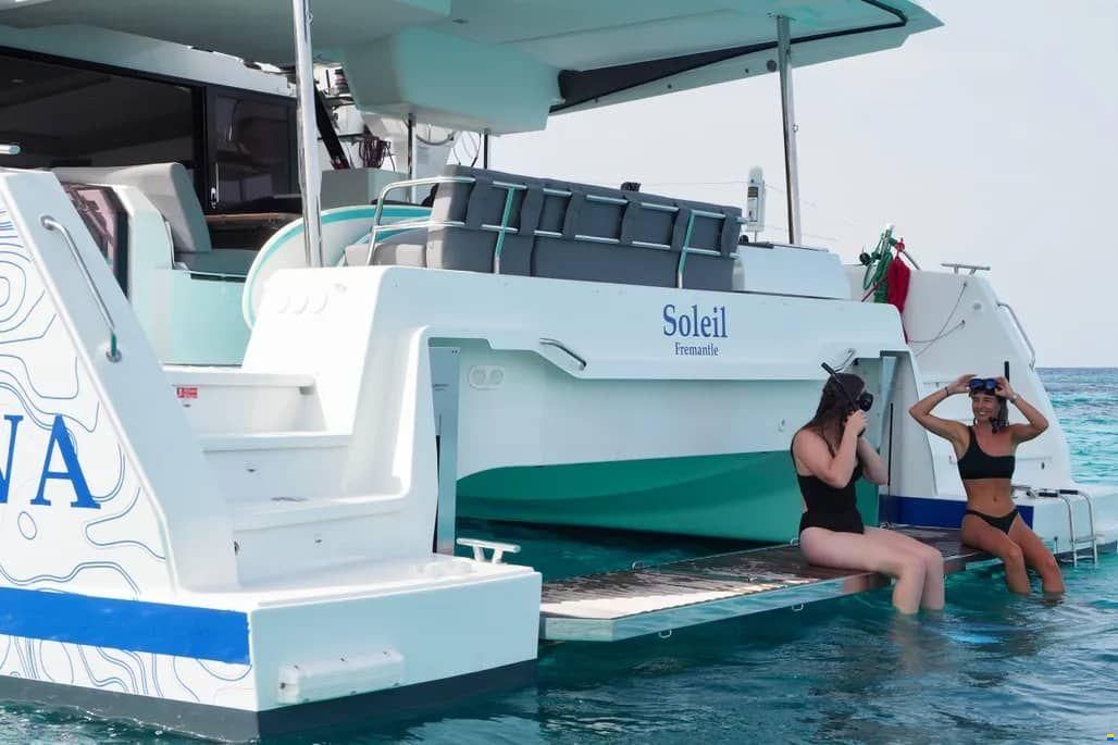 Fountaine-Pajot Aura 51