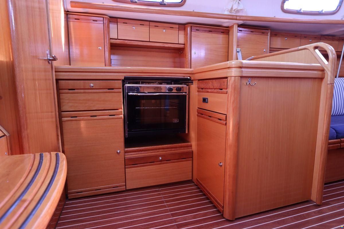 Bavaria 37-2 C