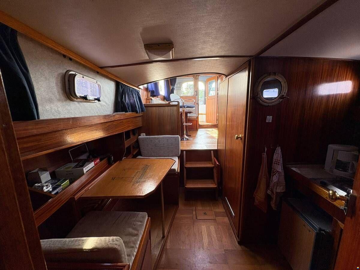 Molenmaker en Mantel kotter motorsailer