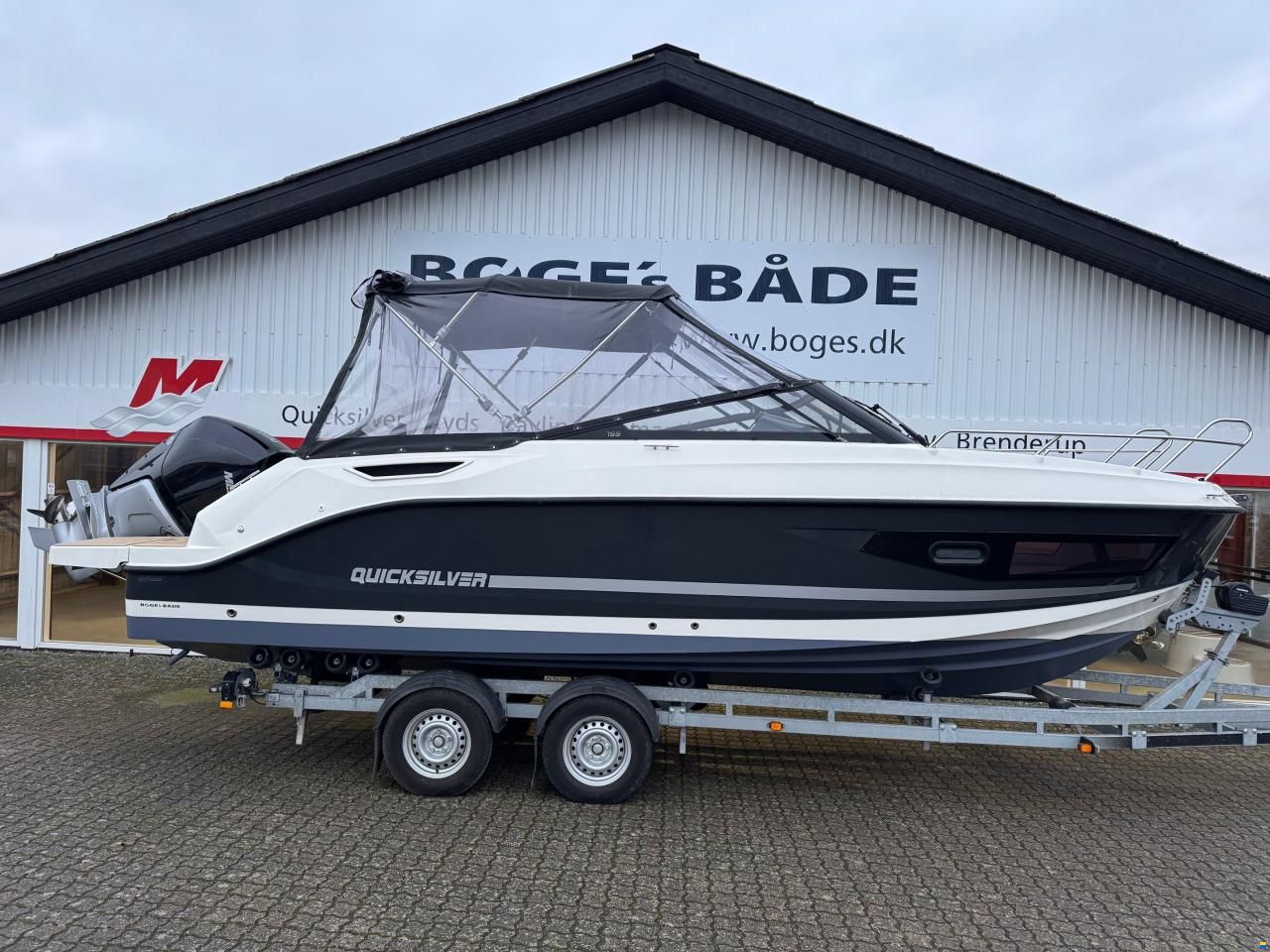 Quicksilver Activ 755 Cruiser med F225 M